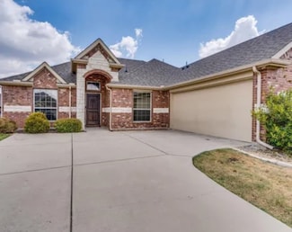 2184 Liriope Ln, Waxahachie, TX 75165