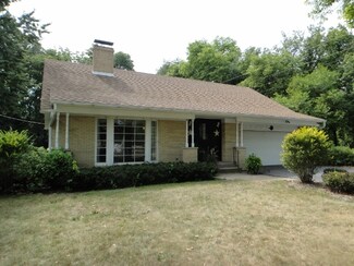2101 E County Farm Rd, Watseka, IL 60970