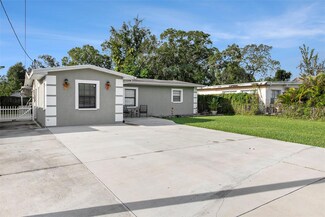 2106 W Burke St, Tampa, FL 33604