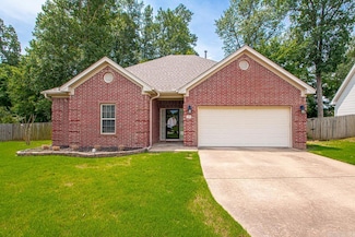 3383 Bay Meadow Dr, Benton, AR 72015