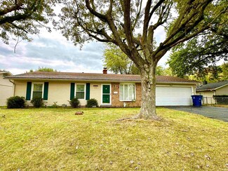 1111 N Sherwood Dr, Marion, IN 46952