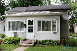 512 N 7th St, Upper Sandusky, OH 43351