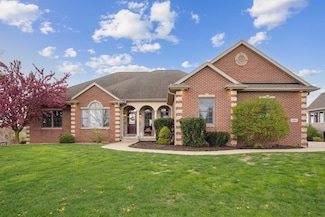 4416 Wynnewood Dr, Cedar Falls, IA 50613