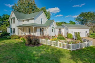 65620 Oak Rd, North Liberty, IN 46554