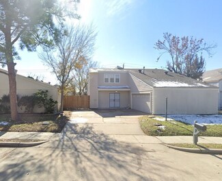11115 Oakcenter Dr, Houston, TX 77072