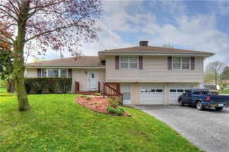 504 W Swenson Dr, Savannah, MO 64485