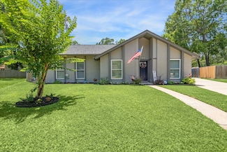 4007 Pecan Knoll Dr, Kingwood, TX 77339