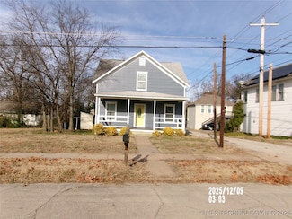 312 W 10th St, Bartlesville, OK 74003