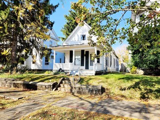 426 East St, Washington Court House, OH 43160