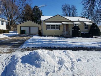 407 Westview Ave, Clinton, WI 53525