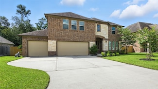2065 Brookmont Dr, Conroe, TX 77301