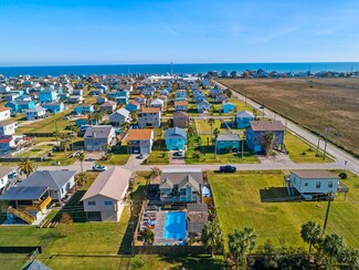 16716 Henry Morgan Rd, Jamaica Beach, TX 77554