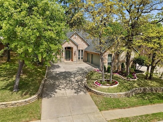 3005 Enchanted Oaks Cir, Corinth, TX 76210