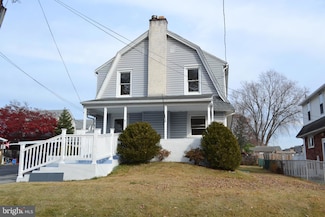 815 Summit Ave, Prospect Park, PA 19076