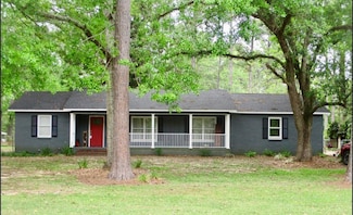 2215 Patterson St, Thomasville, GA 31792