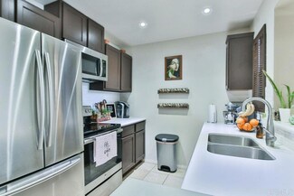 2920 Briarwood Rd Unit B7, Bonita, CA 91902