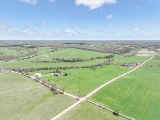 000 Welch Rd, Mountain Grove, MO 65711