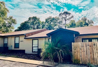 5979 Born Dr Unit 1-4, Pensacola, FL 32504