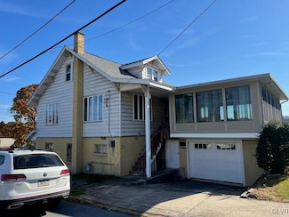226 Coal St, Lehighton, PA 18235