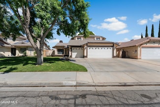 42825 Lemonwood Dr, Lancaster, CA 93536