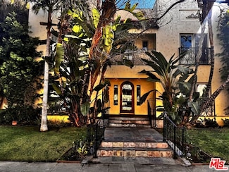 248 S Reeves Dr Unit 2, Beverly Hills, CA 90212