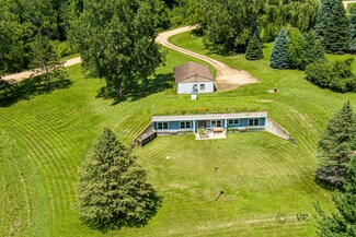 5317 W Nobis Ln, Hanover, IL 61041