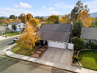 25403 Via Novia, Valencia, CA 91355