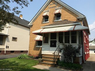 3971 E 54th St, Newburgh Heights, OH 44105