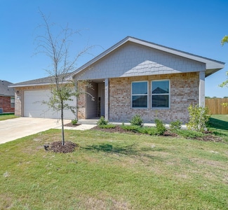 513 Jameson, Springtown, TX 76082