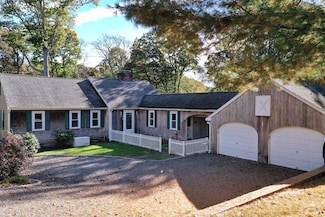 1 Nairn Rd, Bourne, MA 02559