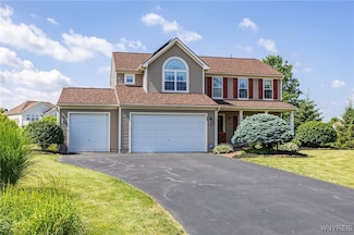 59 Sweet Pea Dr, West Henrietta, NY 14586