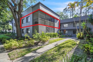 2329 Oak Park Way Unit 204, Orlando, FL 32822