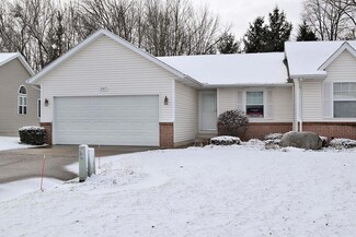 247 Timber Creek Cir NW, Comstock Park, MI 49321
