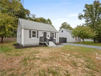 143 River Vue Ave, Warwick, RI 02889