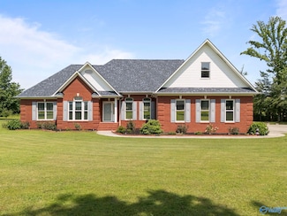 10214 New Cut Rd, Athens, AL 35611
