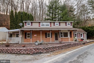 6381 Glatfelters Station Rd, Seven Valleys, PA 17360