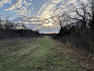 5040 Wagon Wheel Rd, Joshua, TX 76058