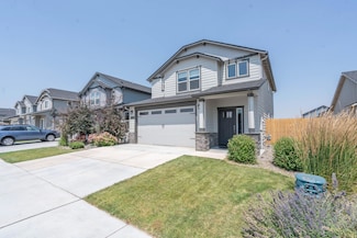 1563 NW Upas Place, Redmond, OR 97756