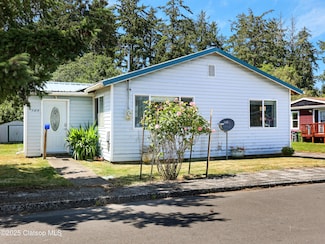 125 SW Cedar Ave, Warrenton, OR 97146