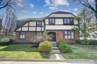 1385 Fountaine Dr, Columbus, OH 43221