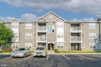 208 Lawrence Ln Unit 208, Riverside, NJ 08075
