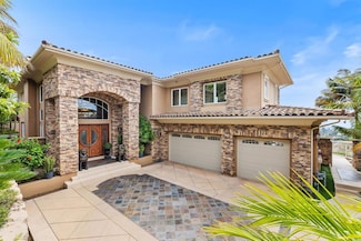 5023 Windsor Dr, San Diego, CA 92109