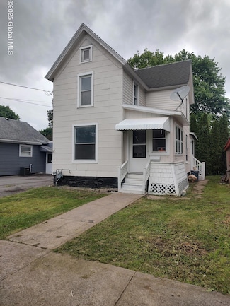 8 Charles St, Ilion, NY 13357