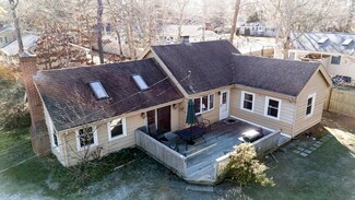 47 Mattakese Rd, West Yarmouth, MA 02673