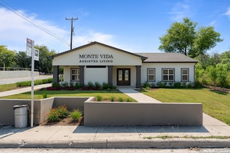 2658 E Commerce St, San Antonio, TX 78203