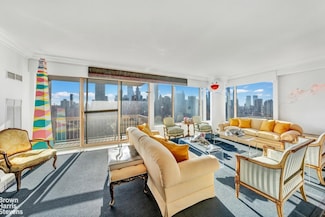 200 E 69th St Unit 34C, New York, NY 10021