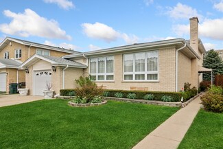 7121 N Kenton Ave, Lincolnwood, IL 60712