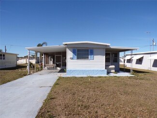 5341 Mary St, Zephyrhills, FL 33542