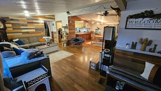 13 Pine Dr, van Buren Township, MI 48111