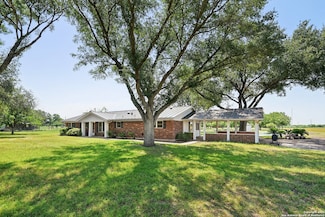 2495 Lower Seguin Rd, Marion, TX 78124